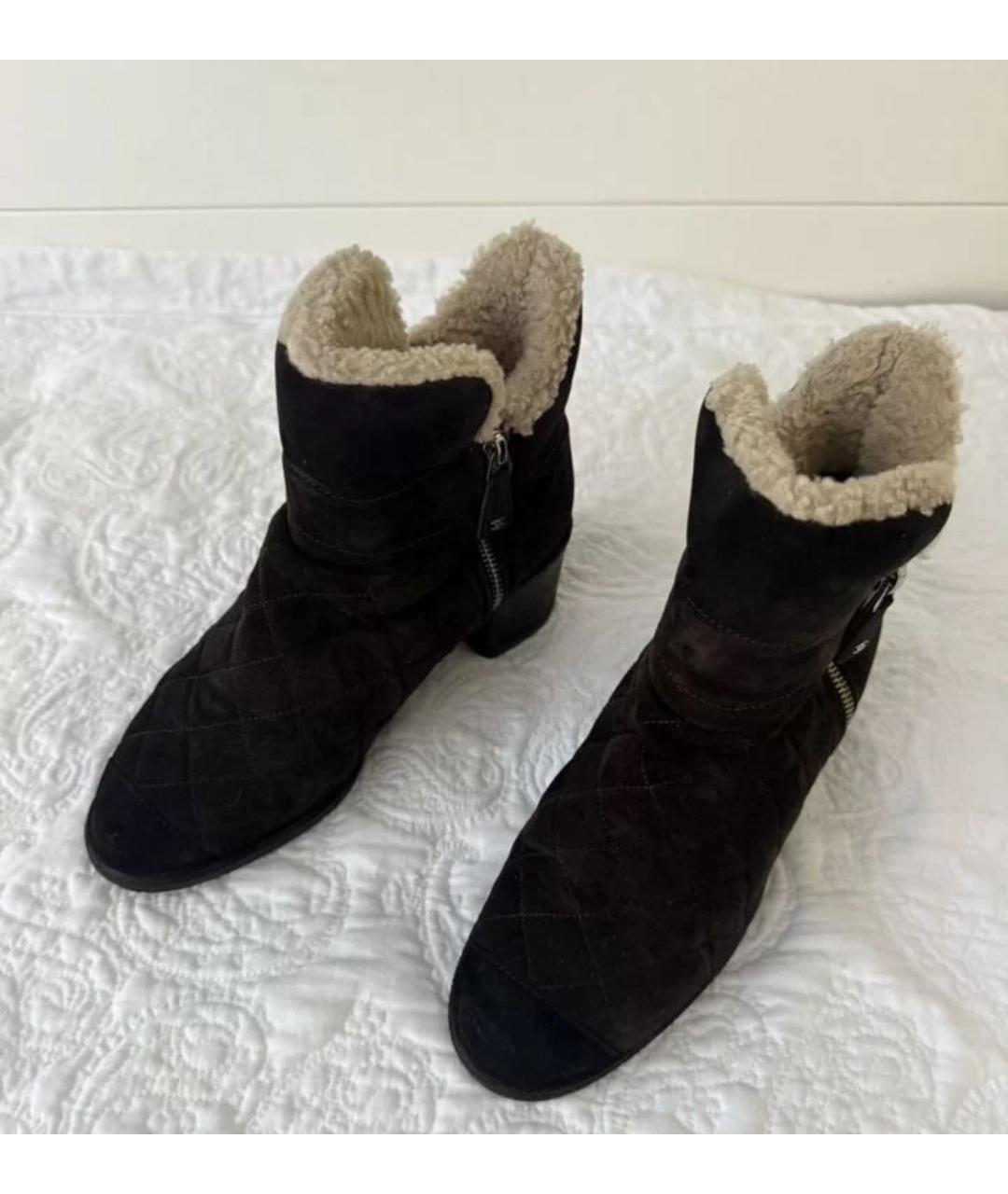 CHANEL Замшевые ботильоны, фото 3