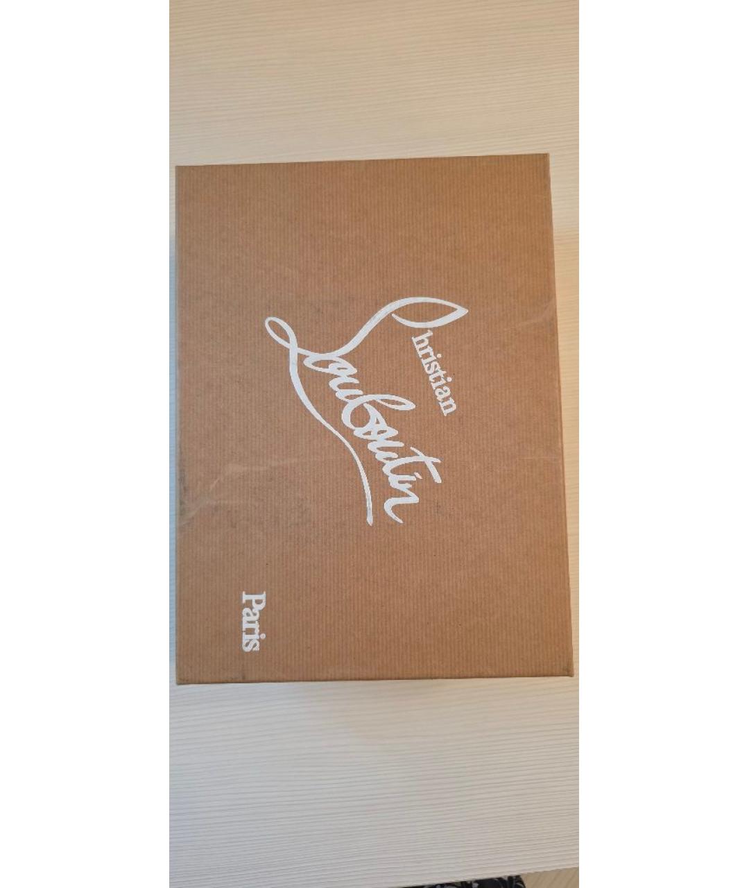 CHRISTIAN LOUBOUTIN Бежевые туфли из лакированной кожи, фото 7