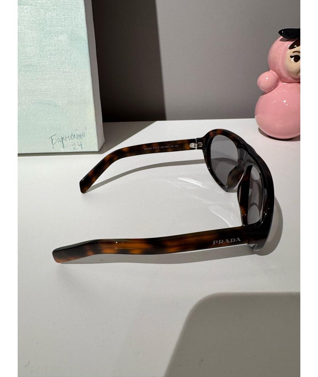 PRADA Коричневые пластиковые солнцезащитные очки, фото 3