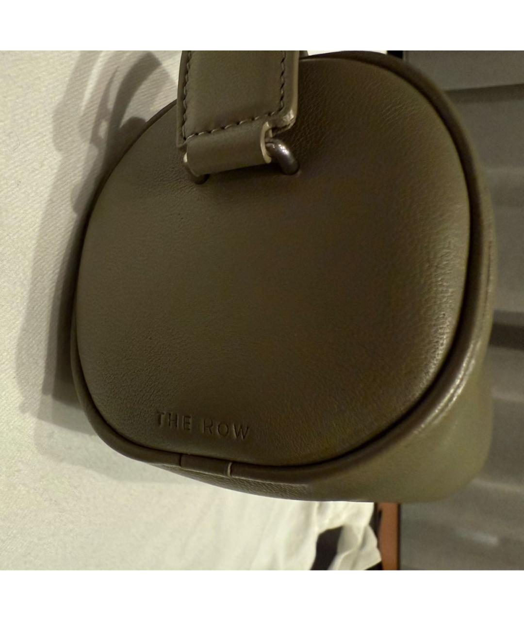 THE ROW Бежевая кожаная сумка с короткими ручками, фото 7