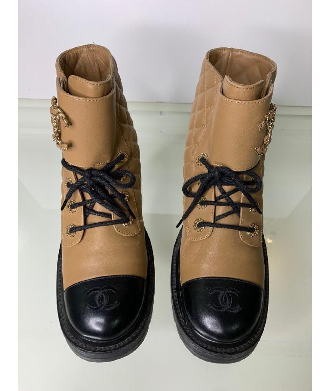 CHANEL Бежевые кожаные ботинки, фото 2