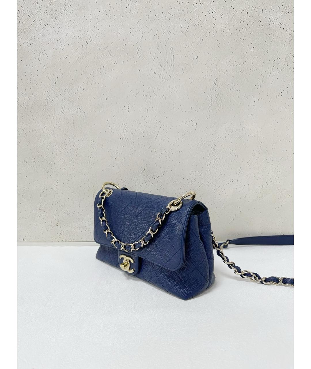 CHANEL Темно-синяя кожаная сумка через плечо, фото 4