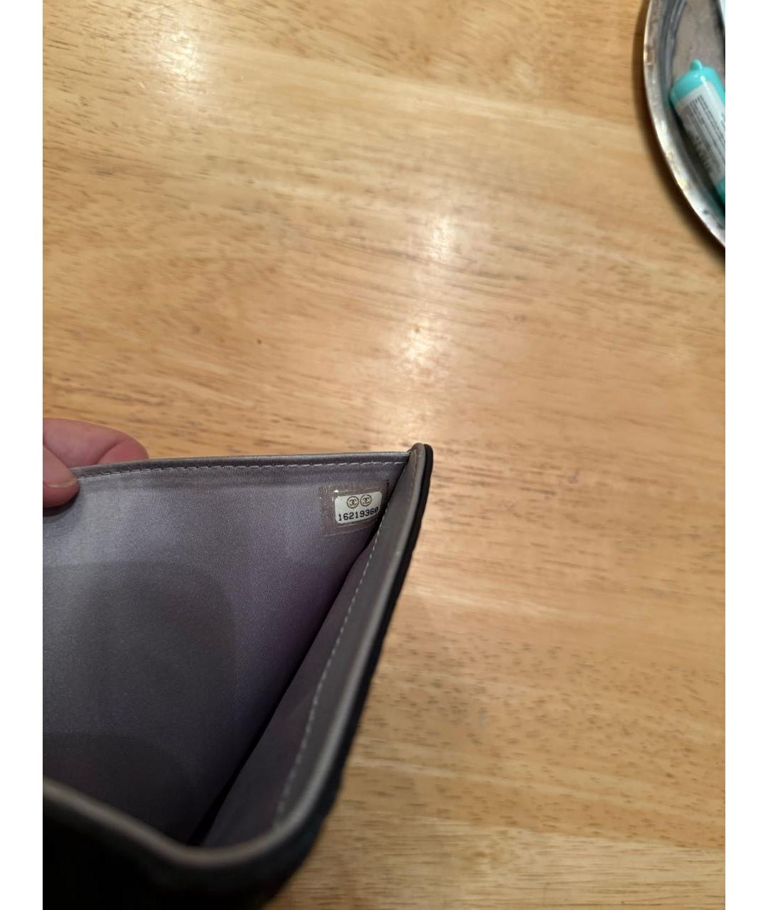 CHANEL Черный кожаный кошелек, фото 3