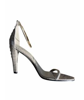 FENDI Босоножки