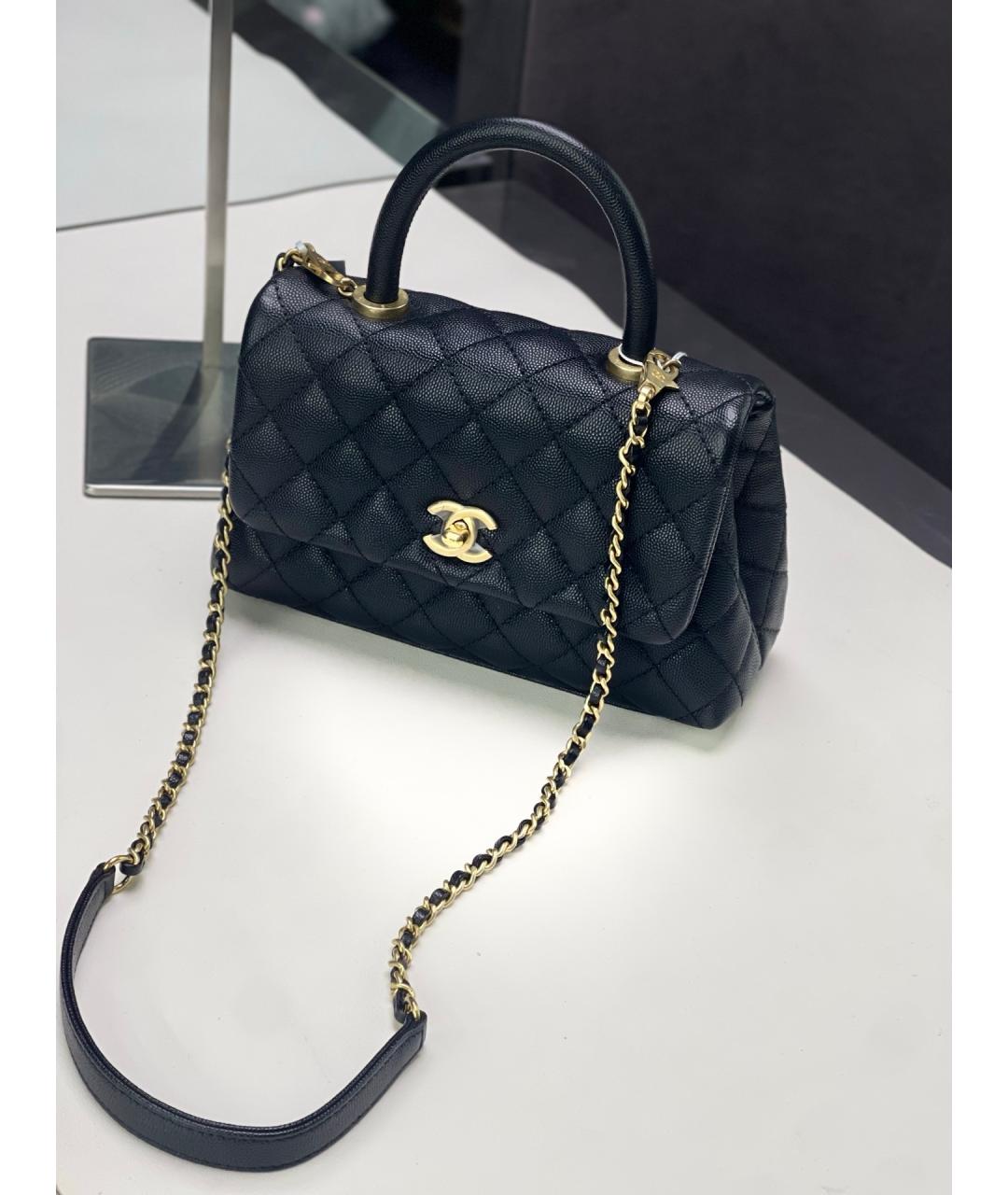 CHANEL Черная кожаная сумка с короткими ручками, фото 10