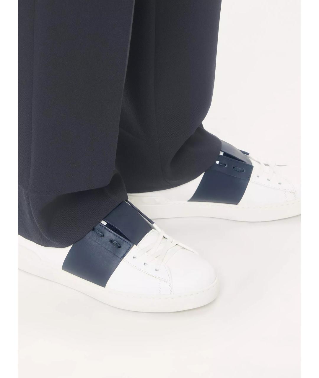 VALENTINO Белые кожаные низкие кроссовки / кеды, фото 2