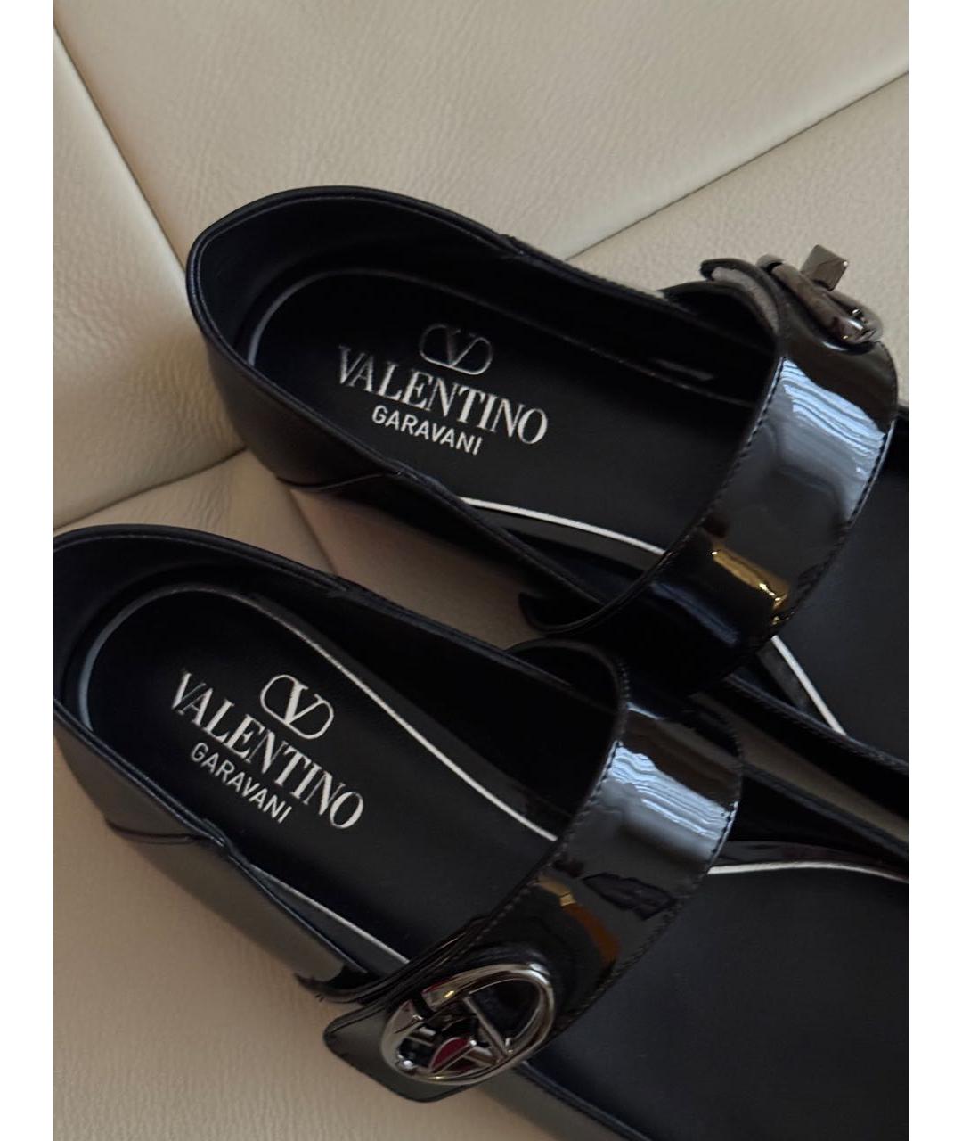 VALENTINO Черные балетки из лакированной кожи, фото 4