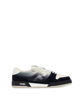 FENDI Низкие кроссовки / кеды