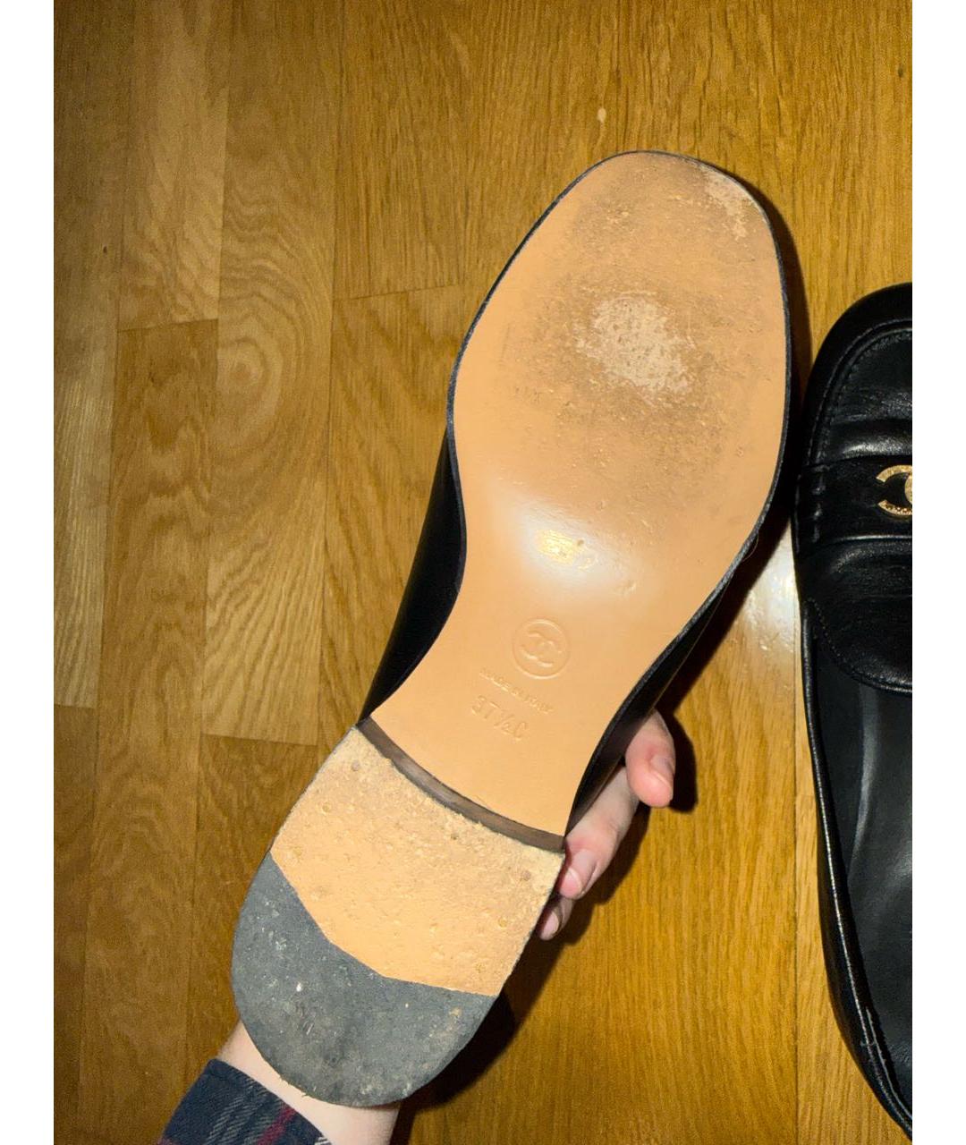 CHANEL Черные кожаные лоферы, фото 4