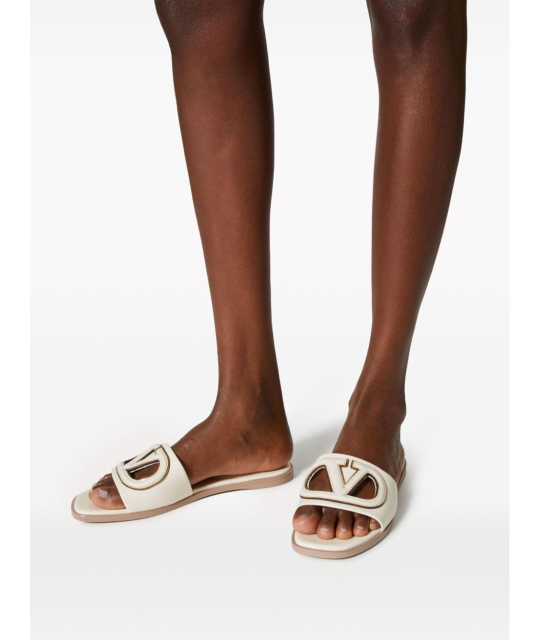 VALENTINO Бежевые кожаные сандалии, фото 6