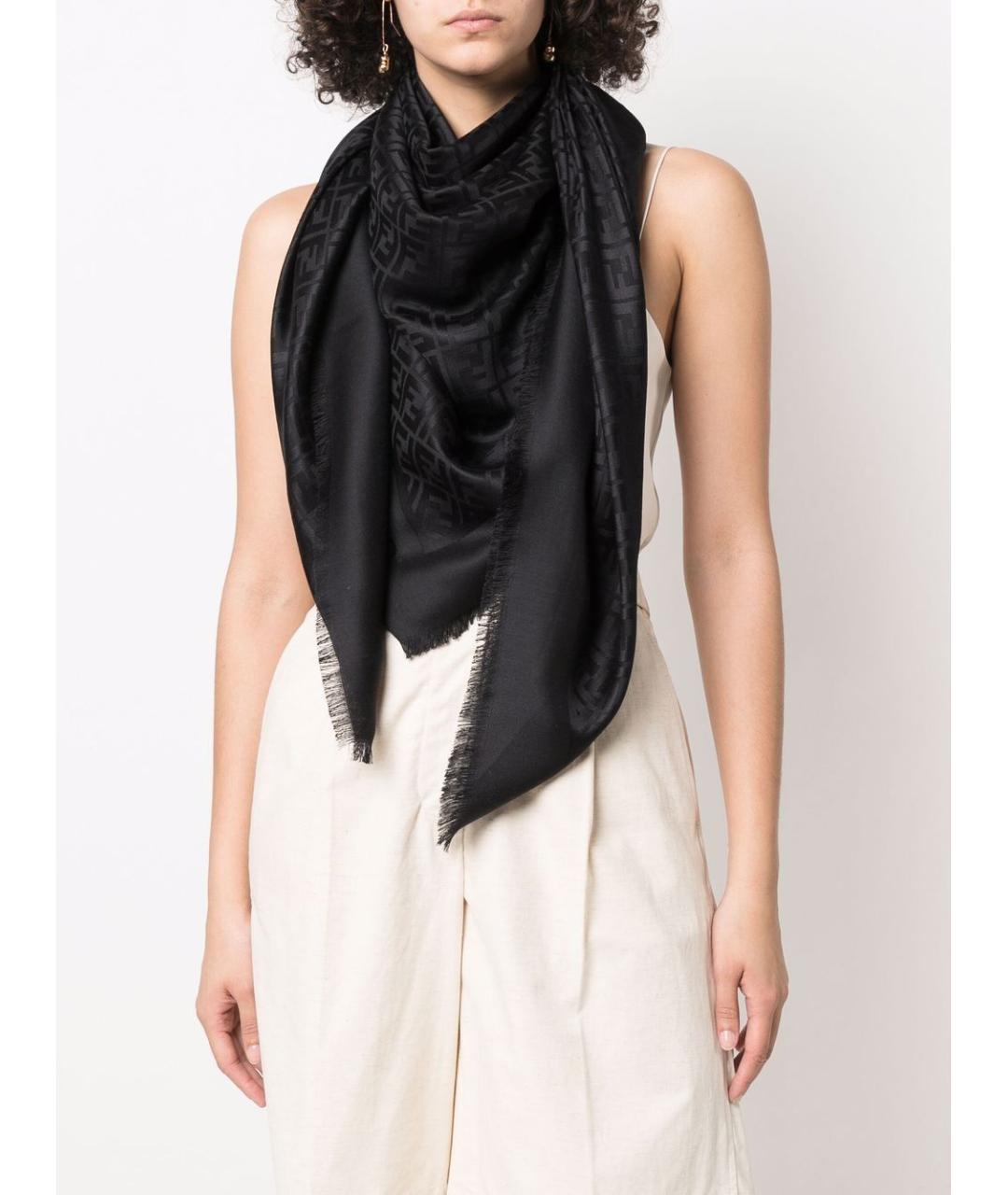 FENDI Черный шелковый шарф, фото 2