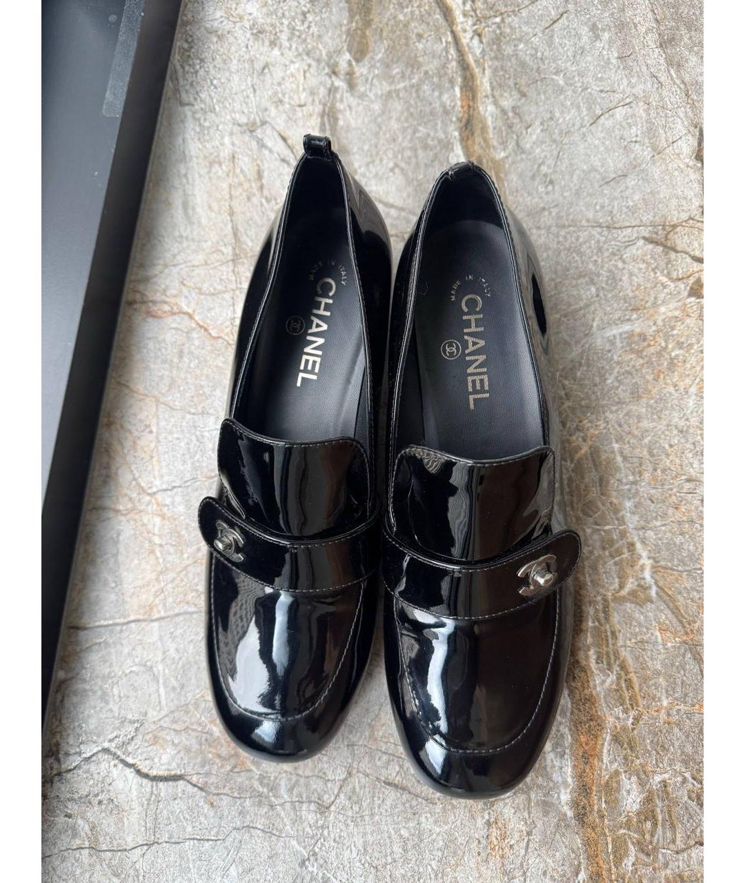 CHANEL Черные туфли из лакированной кожи, фото 3