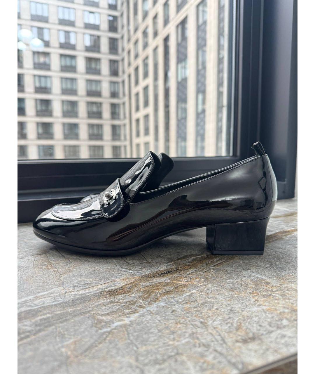 CHANEL Черные туфли из лакированной кожи, фото 6