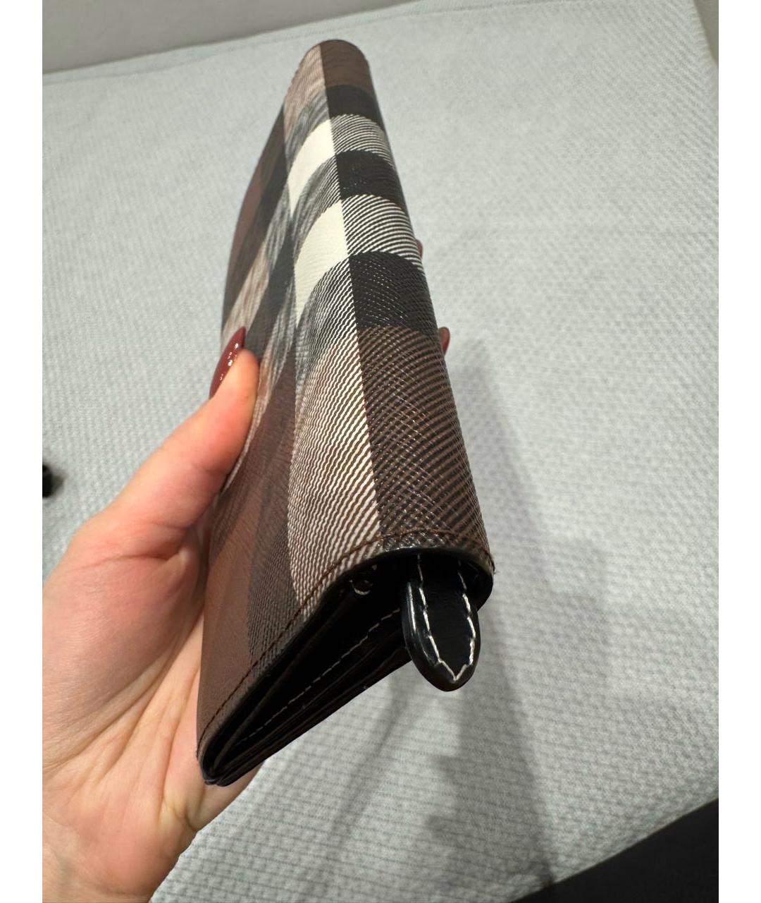 BURBERRY Бежевый кожаный кошелек, фото 4