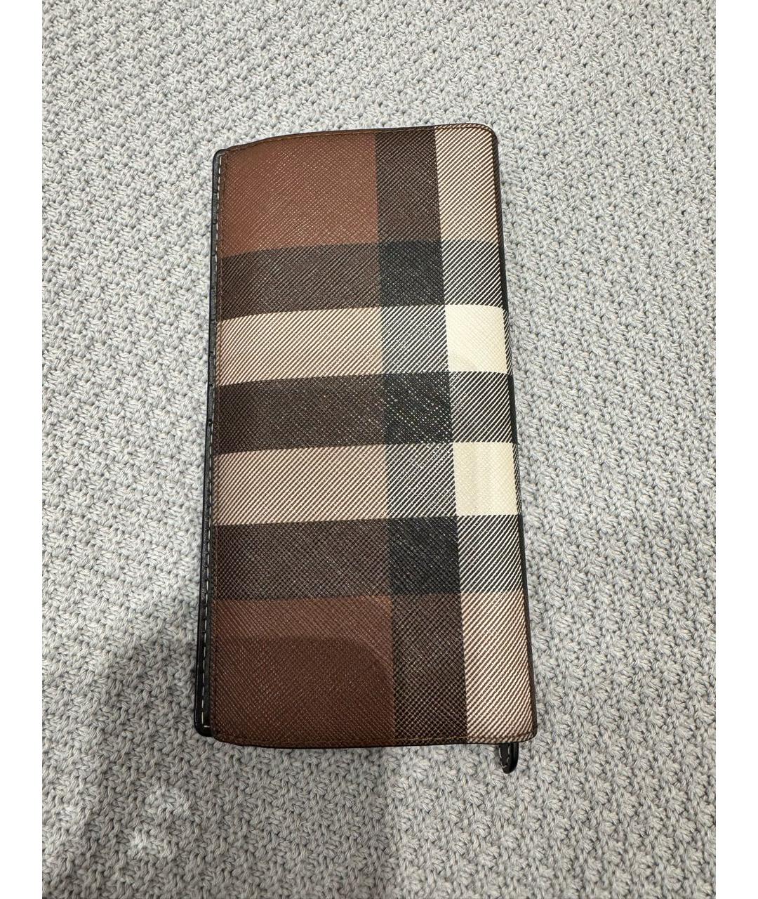 BURBERRY Бежевый кожаный кошелек, фото 2