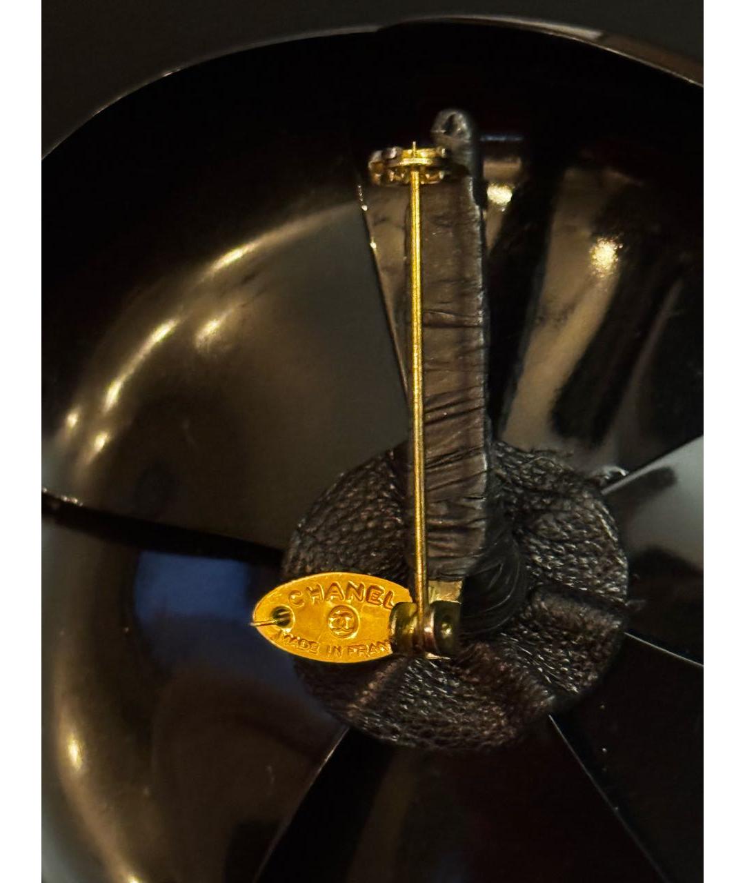 CHANEL Черная пластиковая булавка / брошь, фото 4