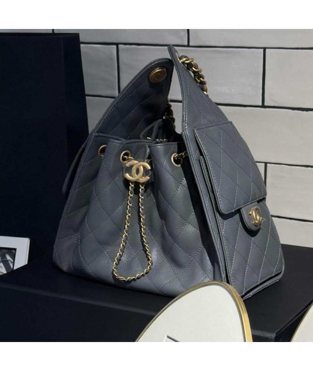 CHANEL Серая кожаная сумка тоут, фото 3