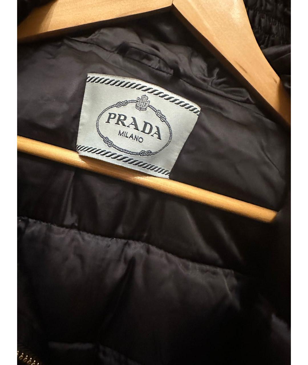 PRADA Темно-синий полиэстеровый пуховик, фото 3
