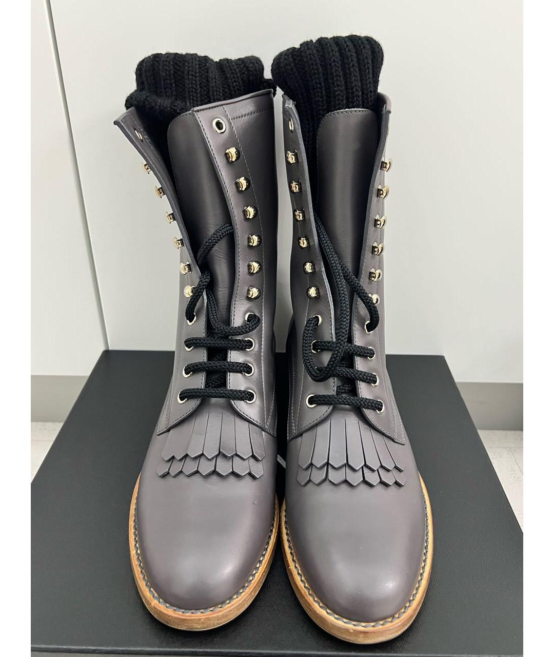 CHANEL Антрацитовые кожаные ботинки, фото 2