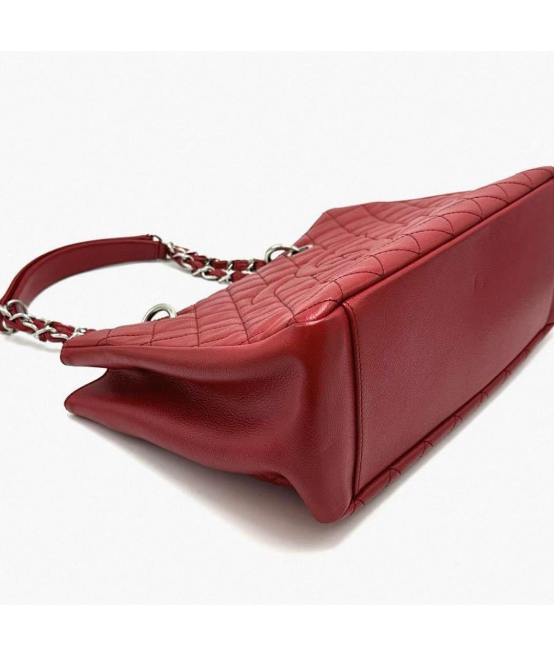 CHANEL Красная кожаная сумка тоут, фото 3
