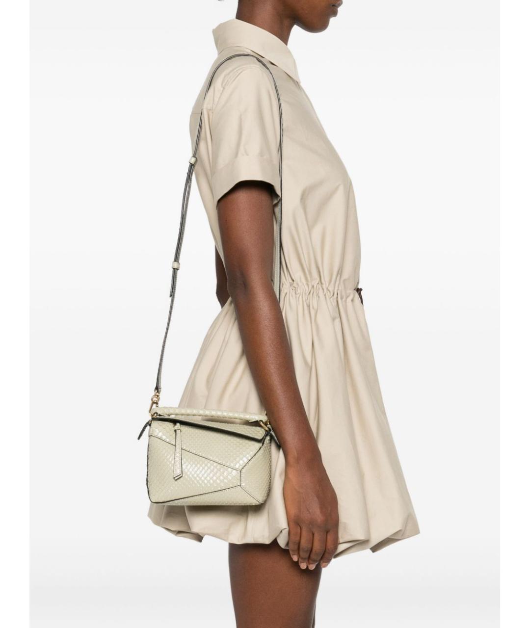 LOEWE Бежевая кожаная сумка через плечо, фото 4