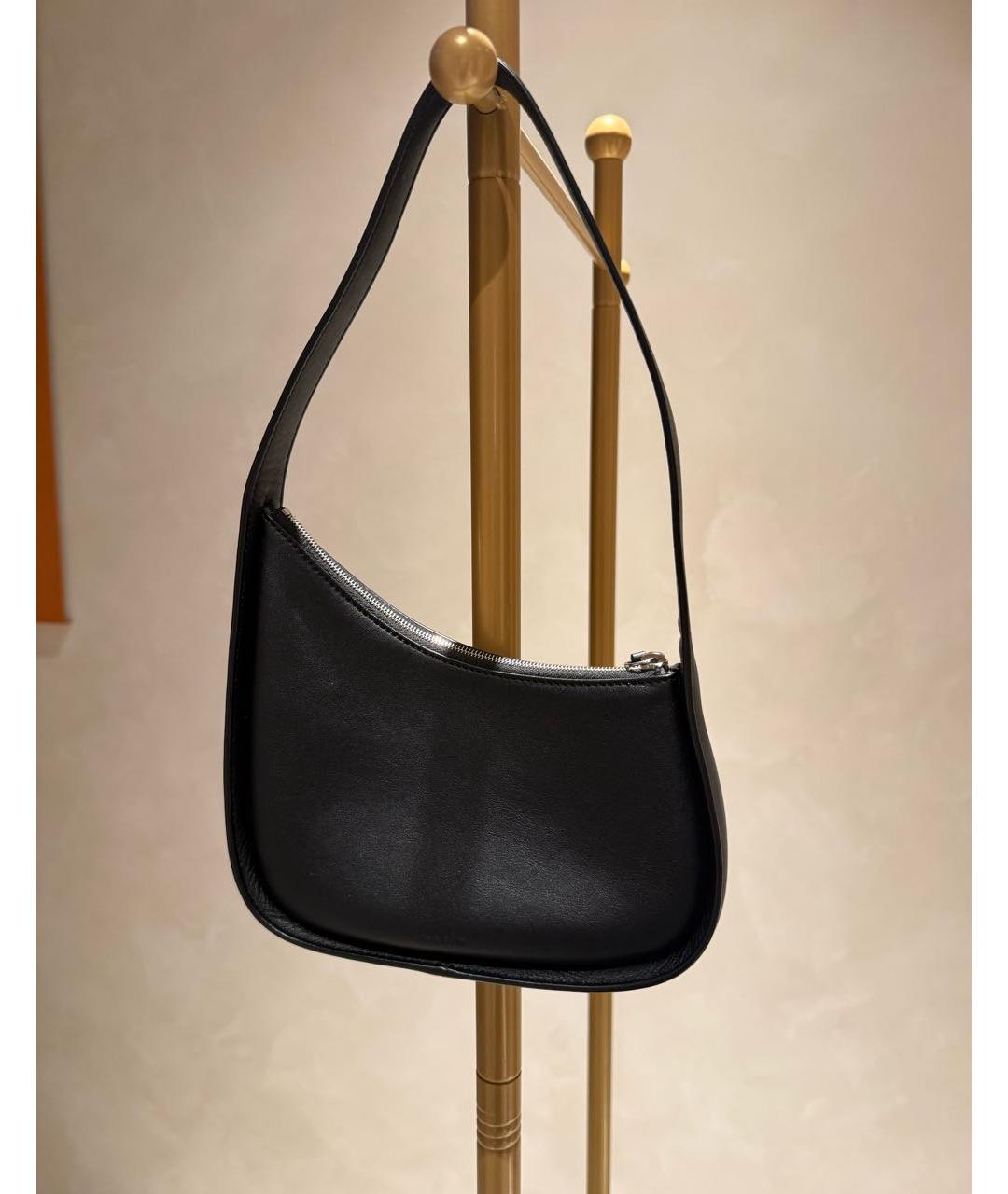 THE ROW Черная кожаная сумка с короткими ручками, фото 7