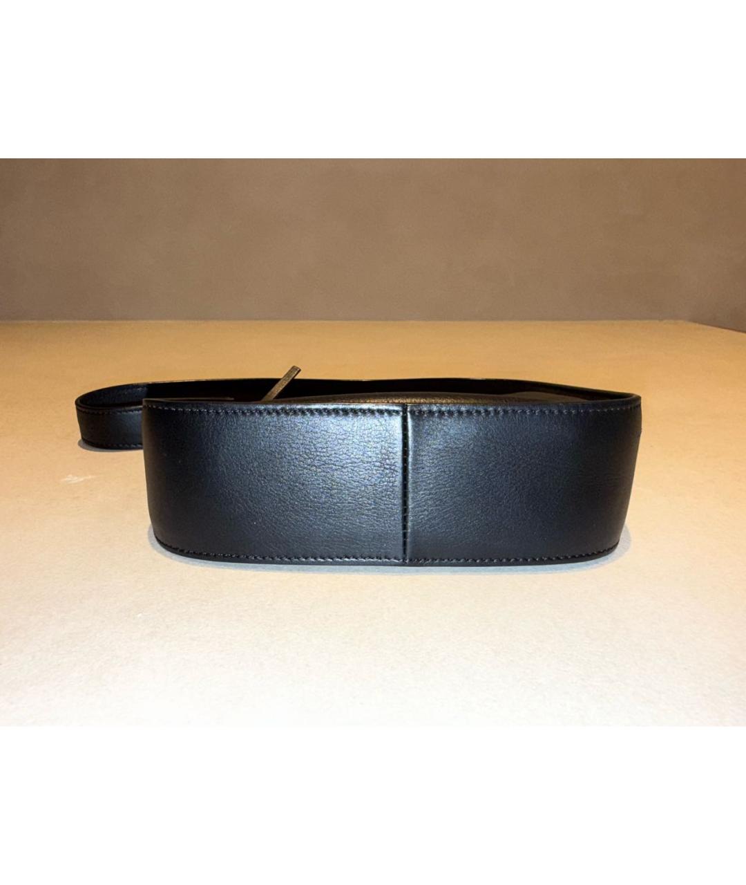 THE ROW Черная кожаная сумка с короткими ручками, фото 5