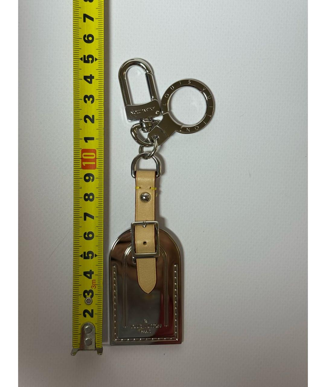 LOUIS VUITTON Серебрянный брелок, фото 8