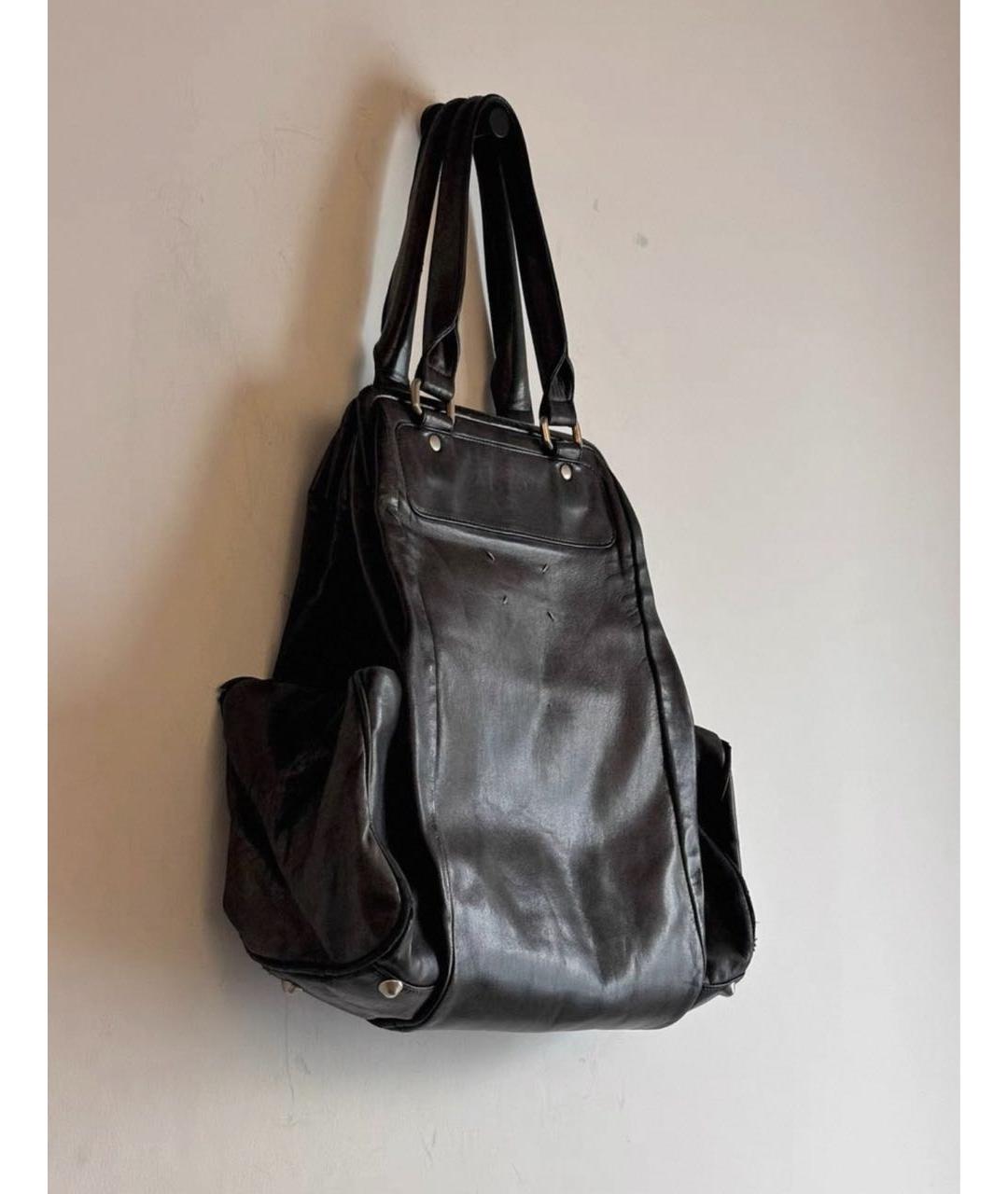 MAISON MARGIELA Черная кожаная сумка с короткими ручками, фото 2