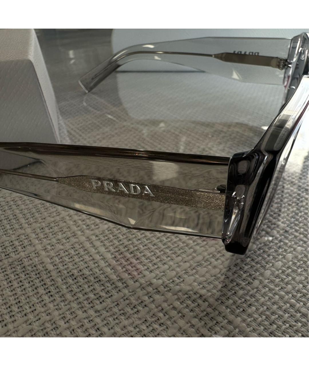 PRADA Серые пластиковые солнцезащитные очки, фото 3