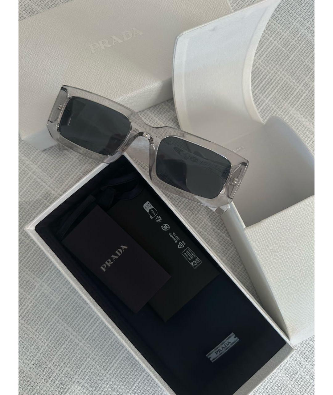 PRADA Серые пластиковые солнцезащитные очки, фото 6