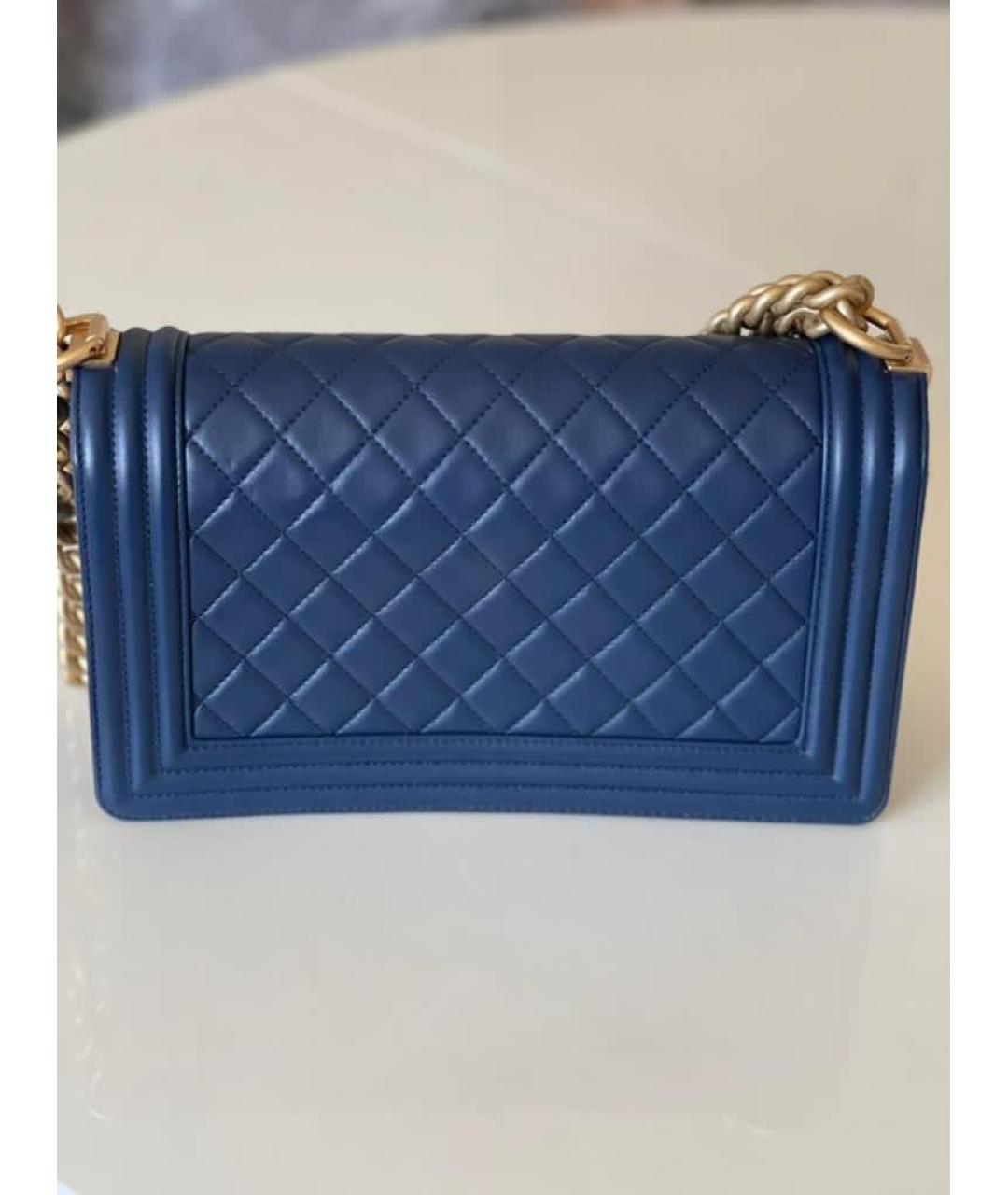 CHANEL Темно-синяя кожаная сумка через плечо, фото 3