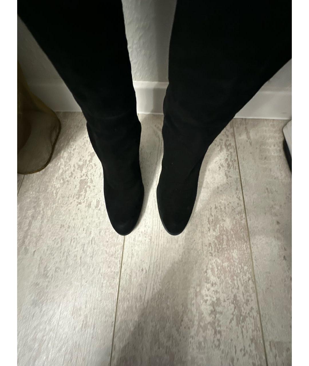 STUART WEITZMAN Черные замшевые сапоги, фото 3