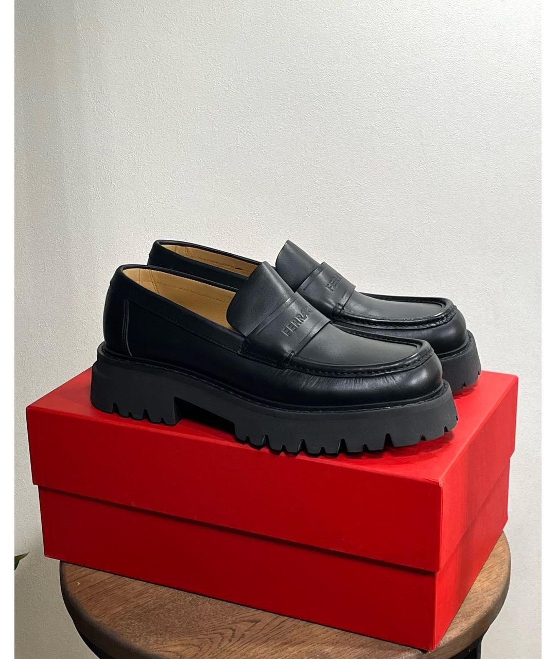 FERRAGAMO Черные кожаные лоферы, фото 2