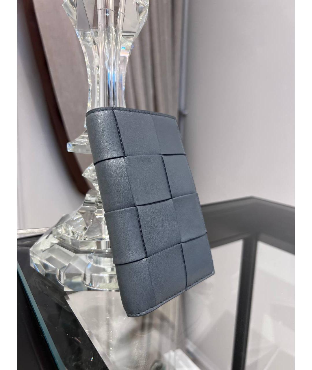 BOTTEGA VENETA Серый кожаный кошелек, фото 2