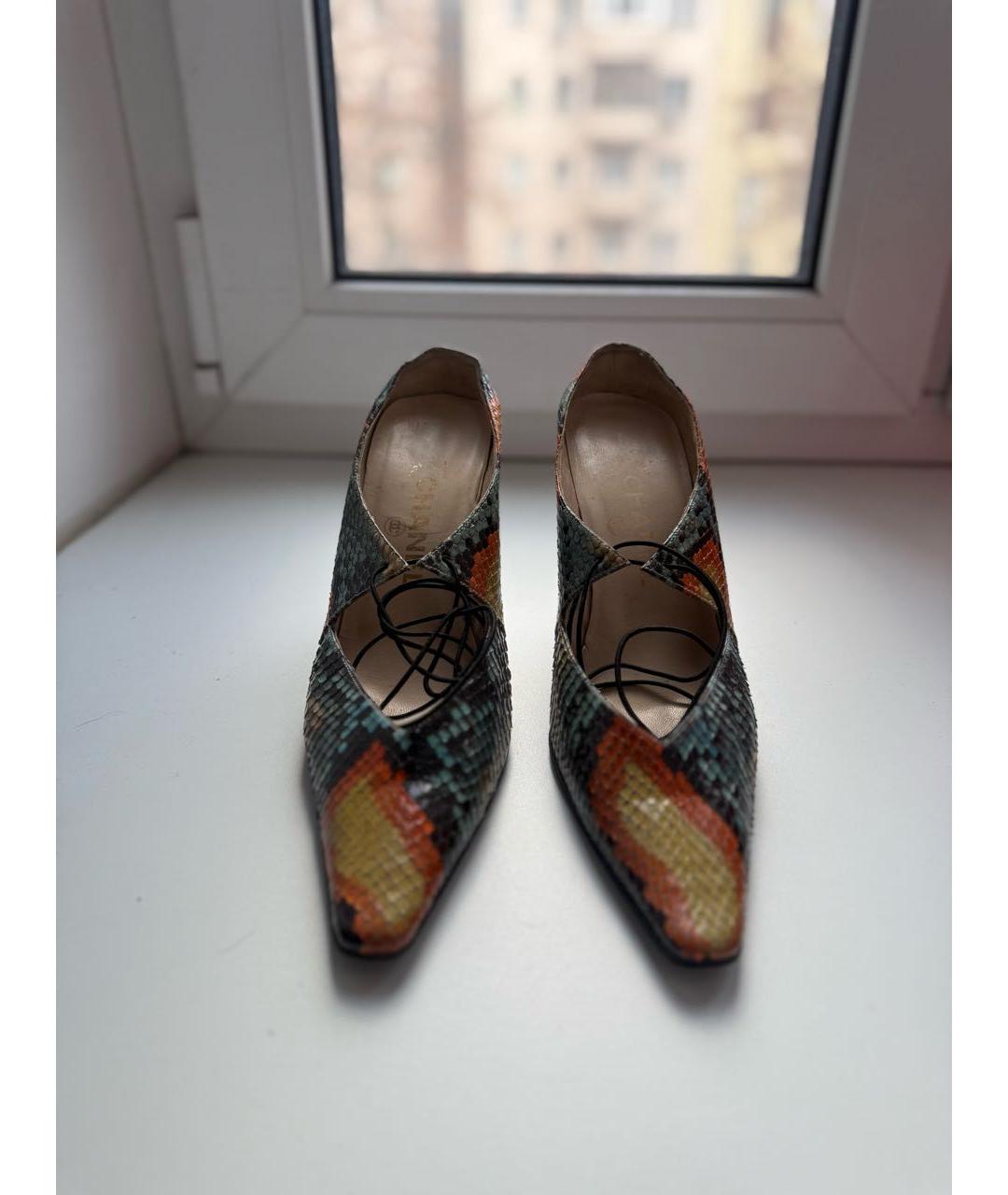 CHANEL Мульти туфли из экзотической кожи, фото 2