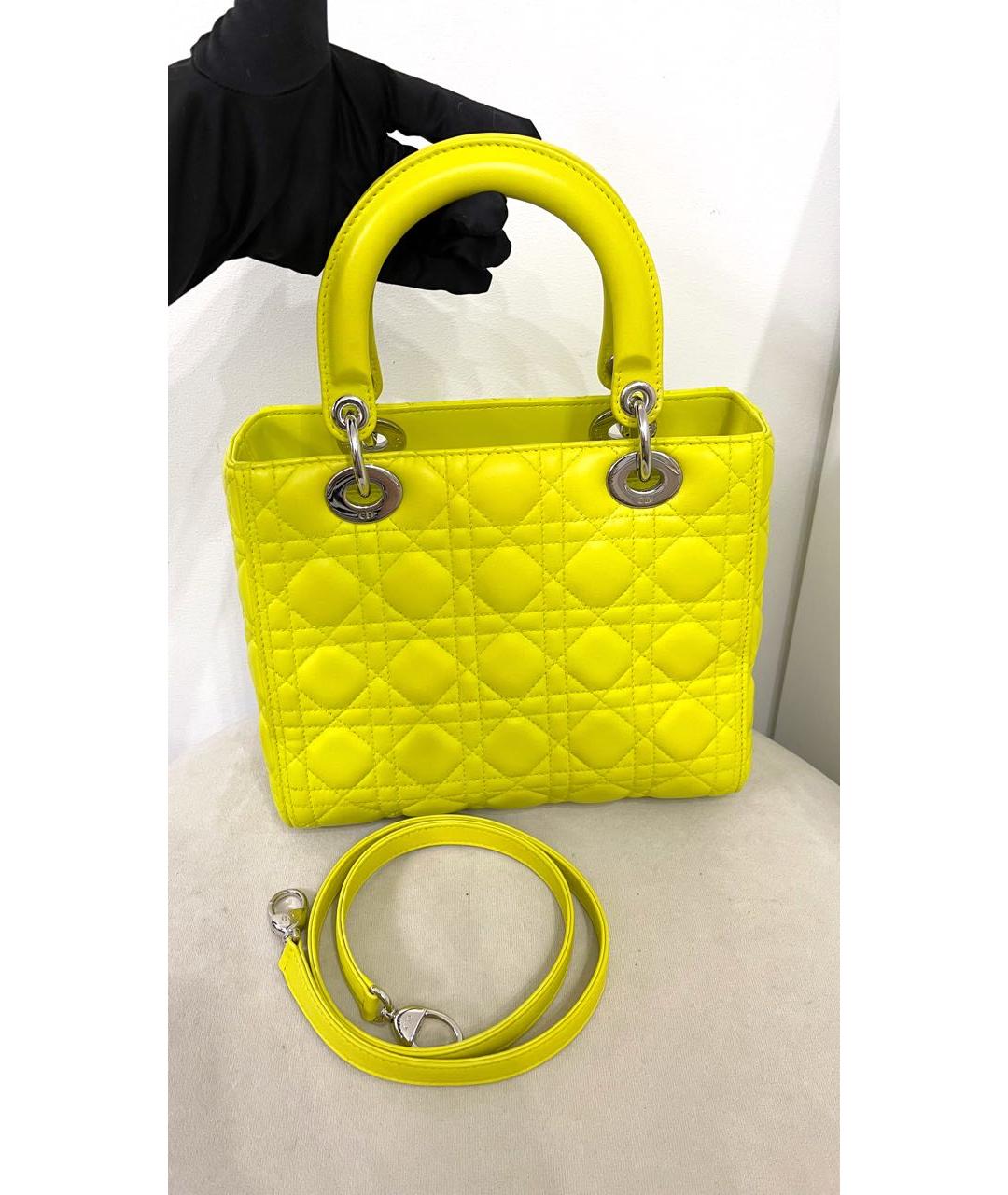 CHRISTIAN DIOR Желтая кожаная сумка с короткими ручками, фото 3