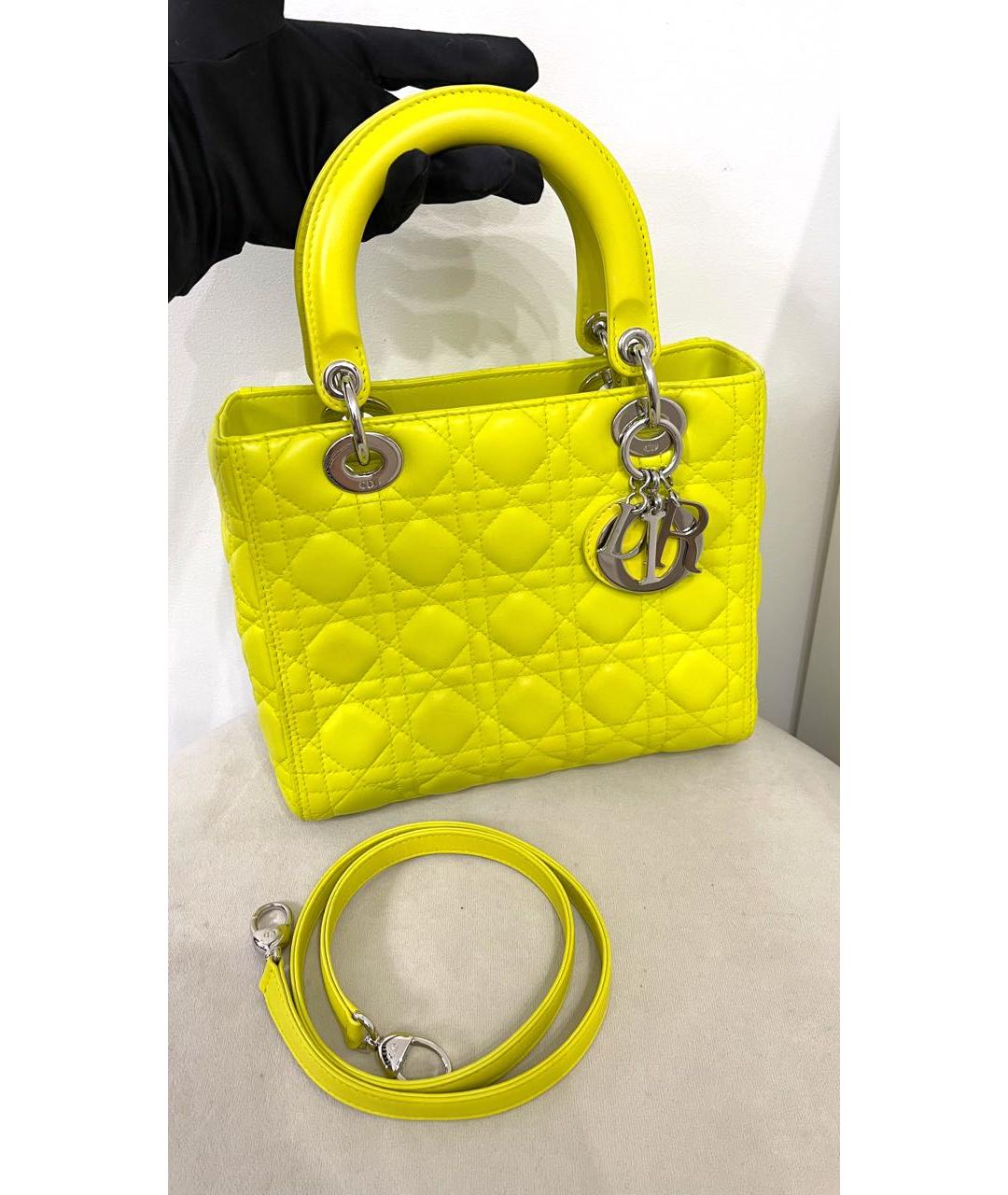 CHRISTIAN DIOR Желтая кожаная сумка с короткими ручками, фото 2