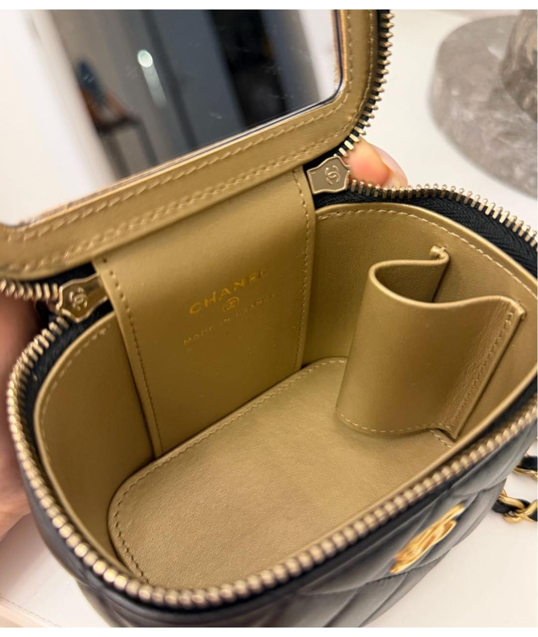 CHANEL Черная кожаная сумка через плечо, фото 3