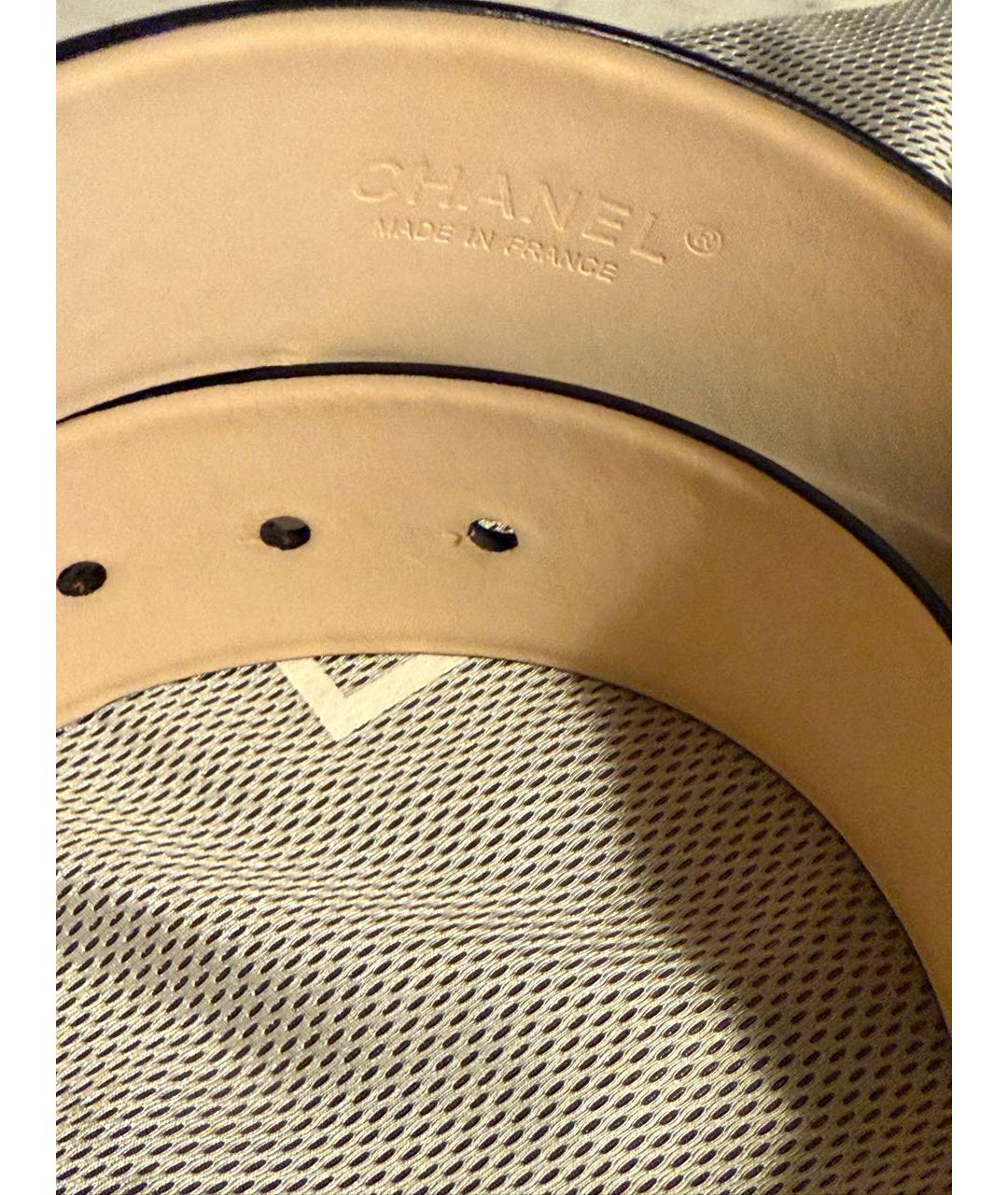 CHANEL Черный ремень из лакированной кожи, фото 3