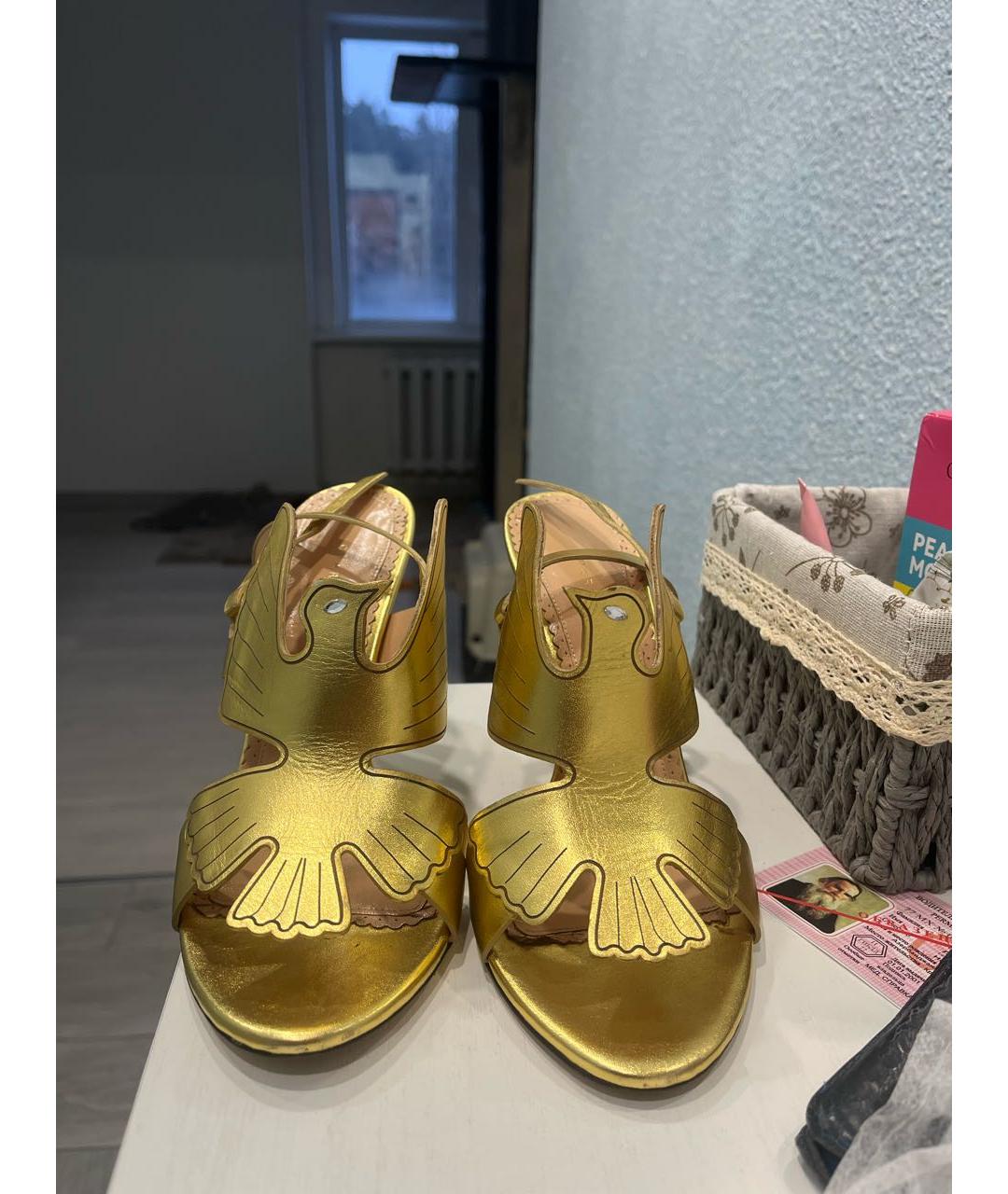 CHARLOTTE OLYMPIA Золотые кожаные туфли, фото 2