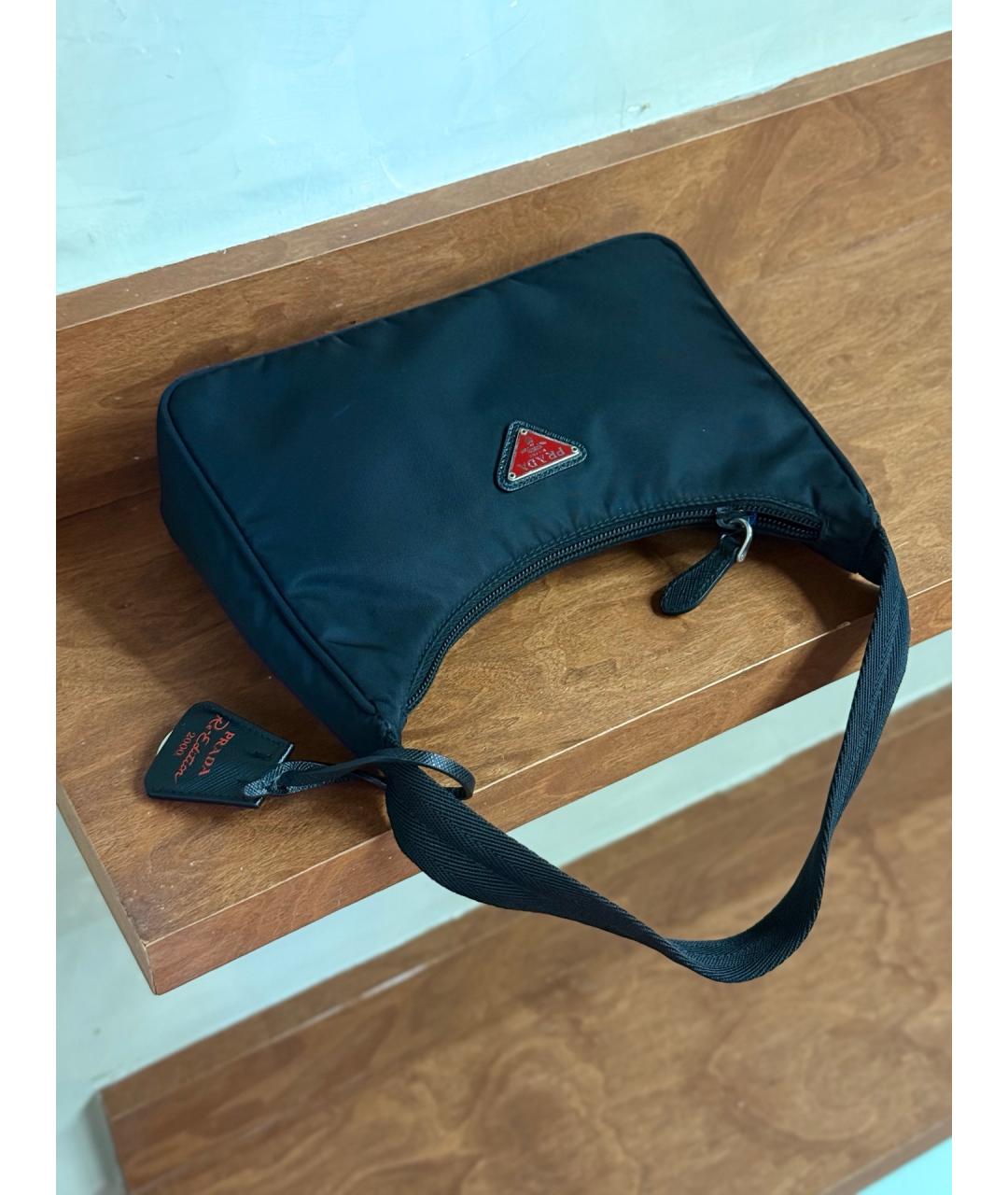 PRADA Черная синтетическая сумка с короткими ручками, фото 7