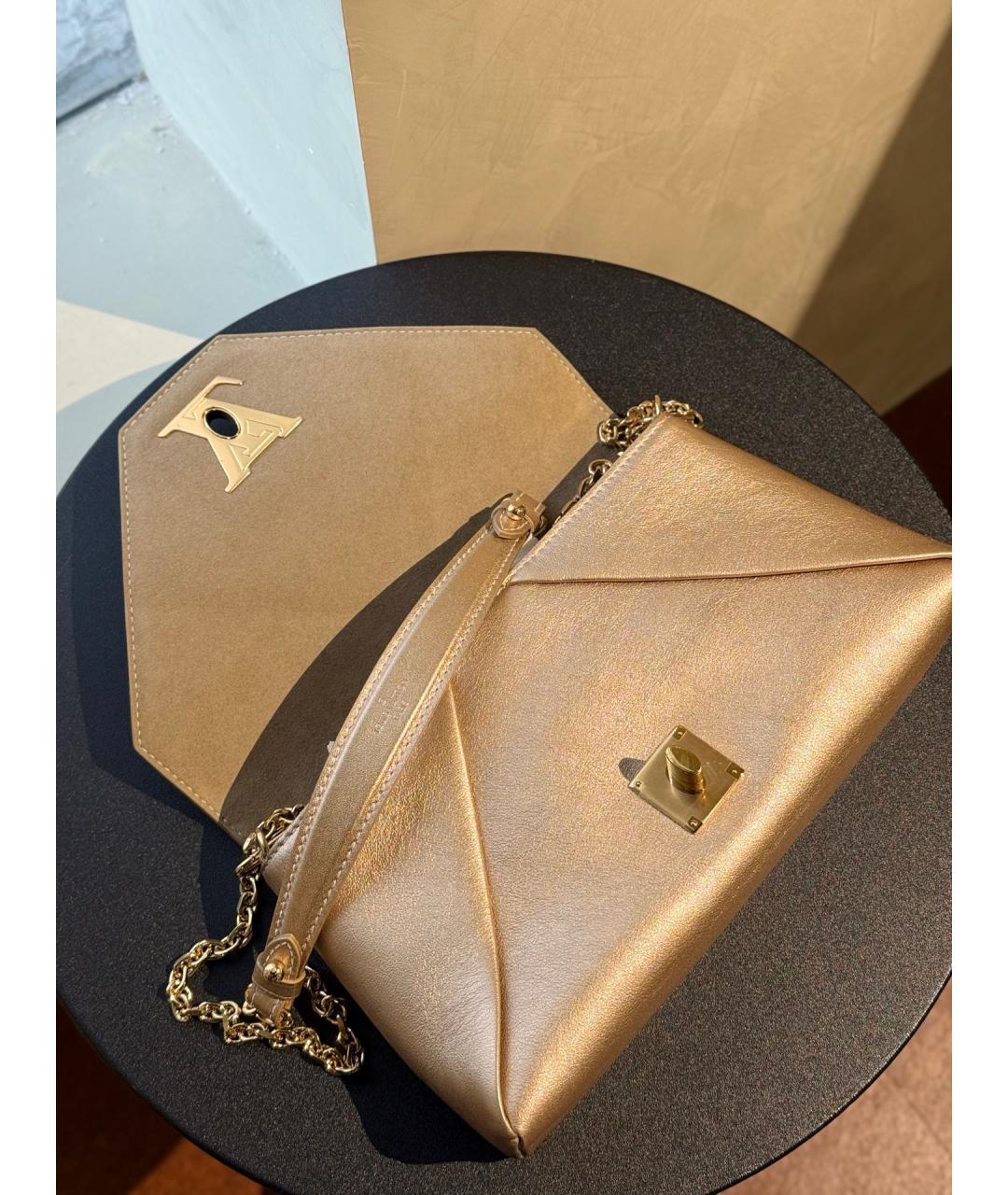 LOUIS VUITTON Золотая кожаная сумка через плечо, фото 8