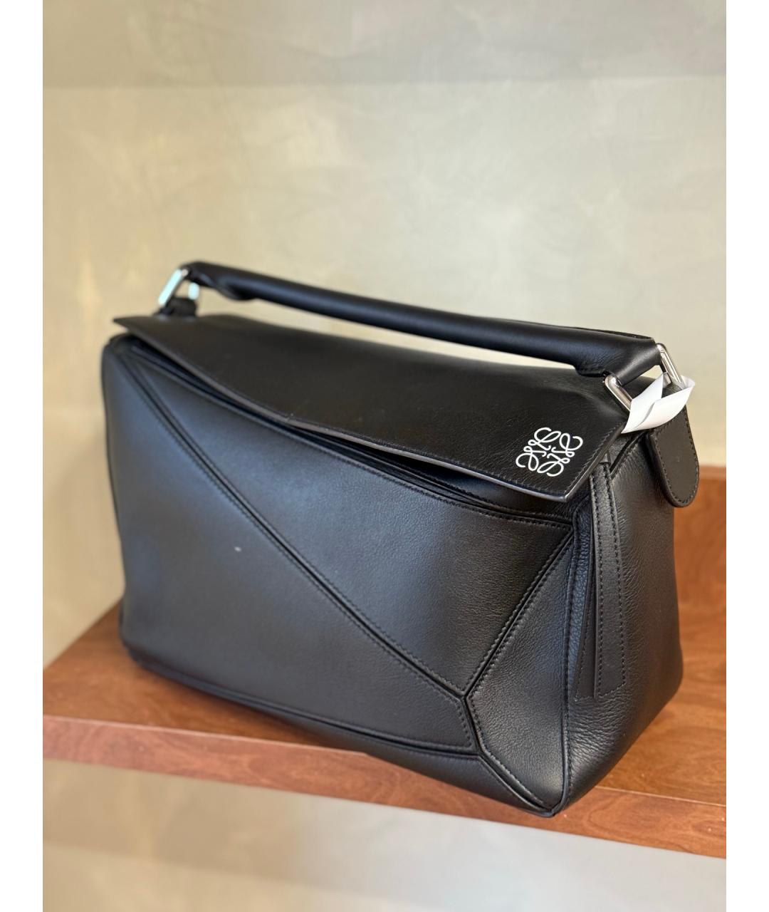 LOEWE Черная кожаная сумка с короткими ручками, фото 3