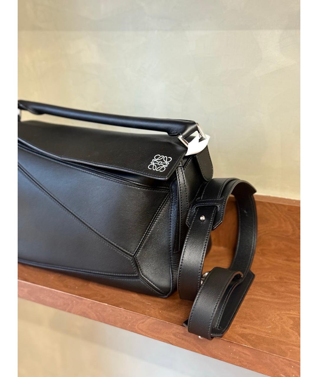 LOEWE Черная кожаная сумка с короткими ручками, фото 2