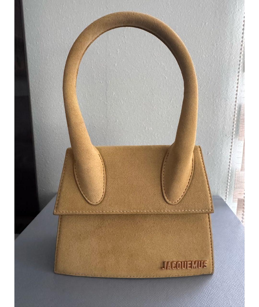 JACQUEMUS Горчичная замшевая сумка с короткими ручками, фото 4