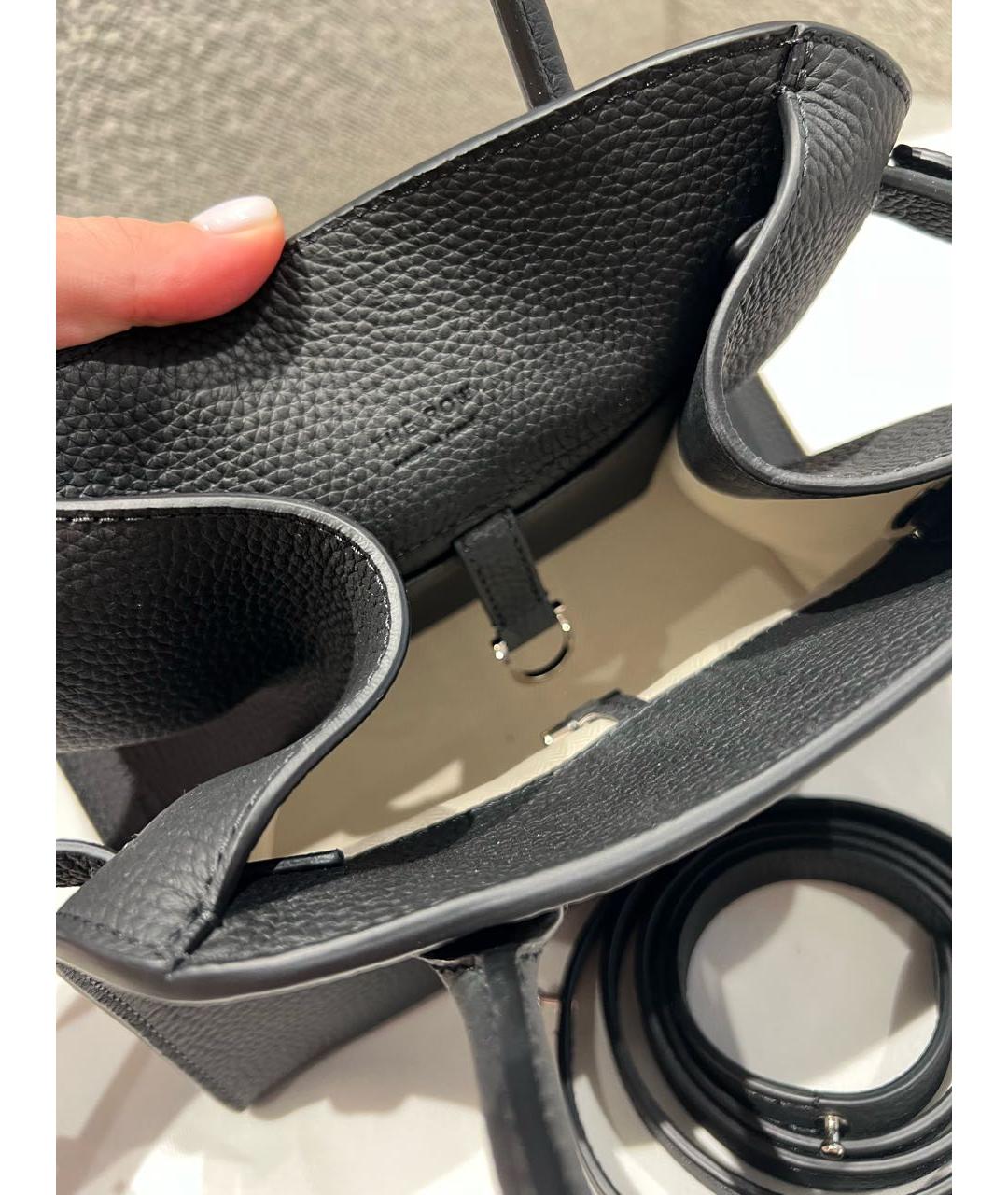 THE ROW Черная кожаная сумка с короткими ручками, фото 7