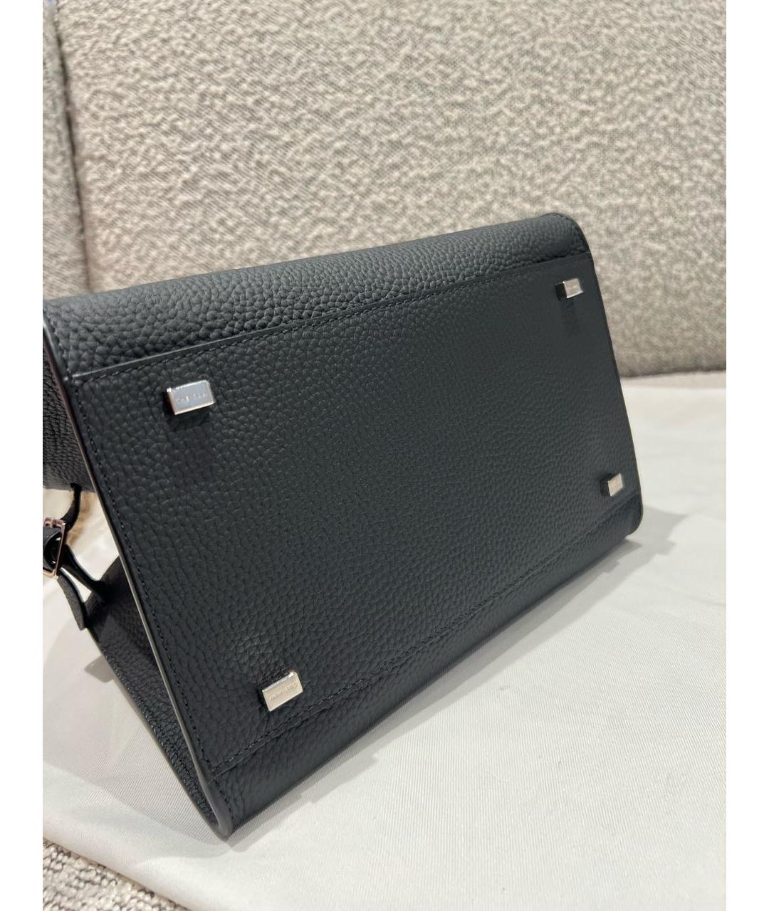 THE ROW Черная кожаная сумка с короткими ручками, фото 4