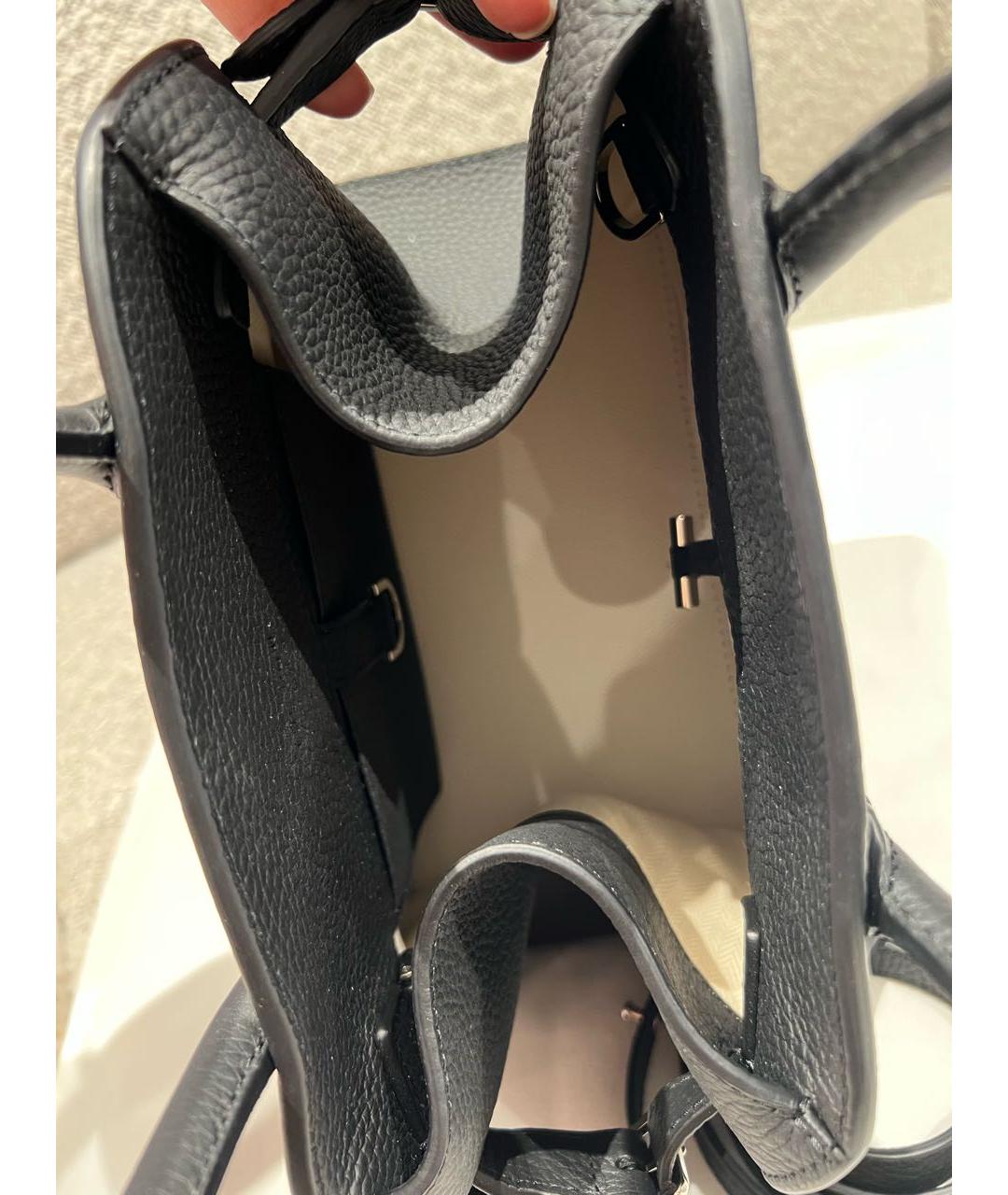 THE ROW Черная кожаная сумка с короткими ручками, фото 8