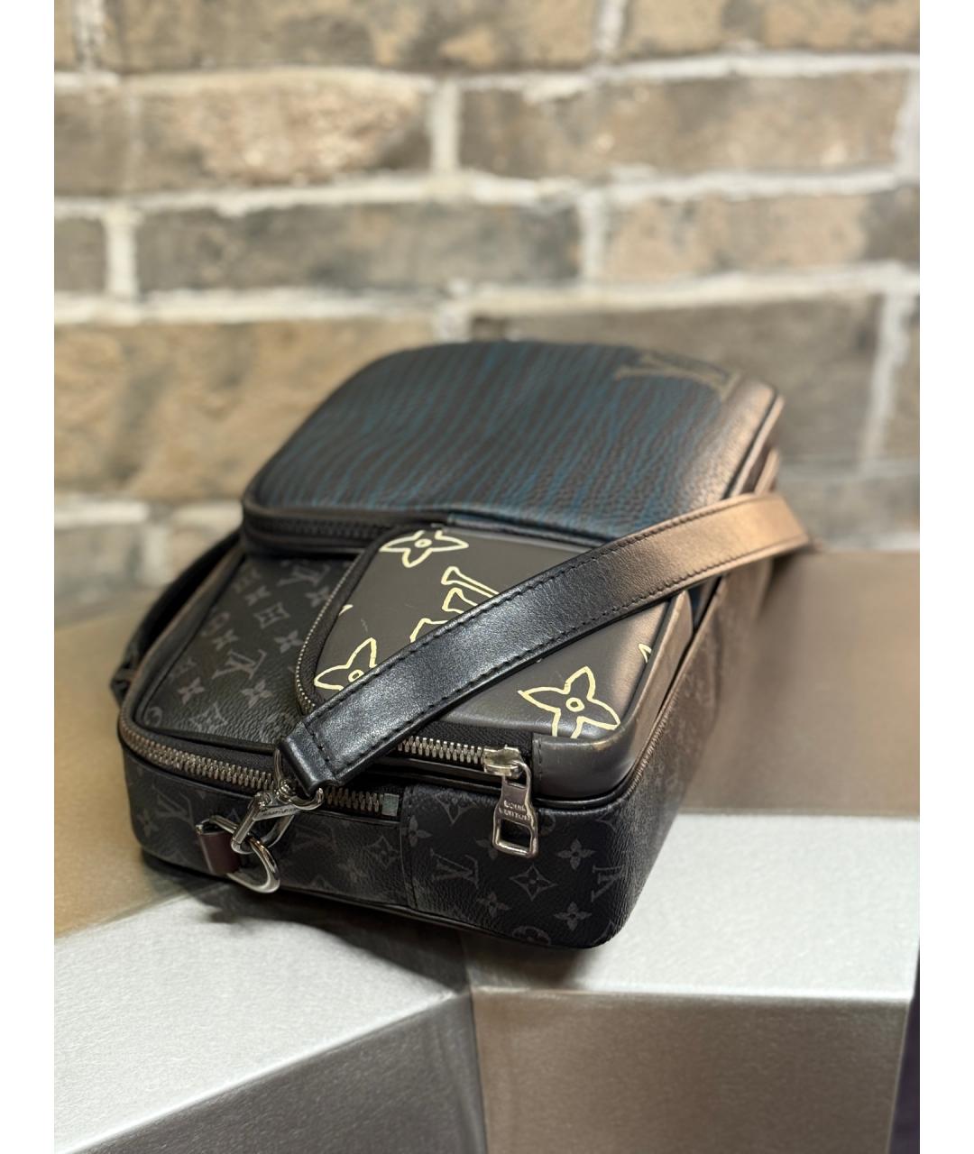 LOUIS VUITTON Черная кожаная сумка на плечо, фото 3